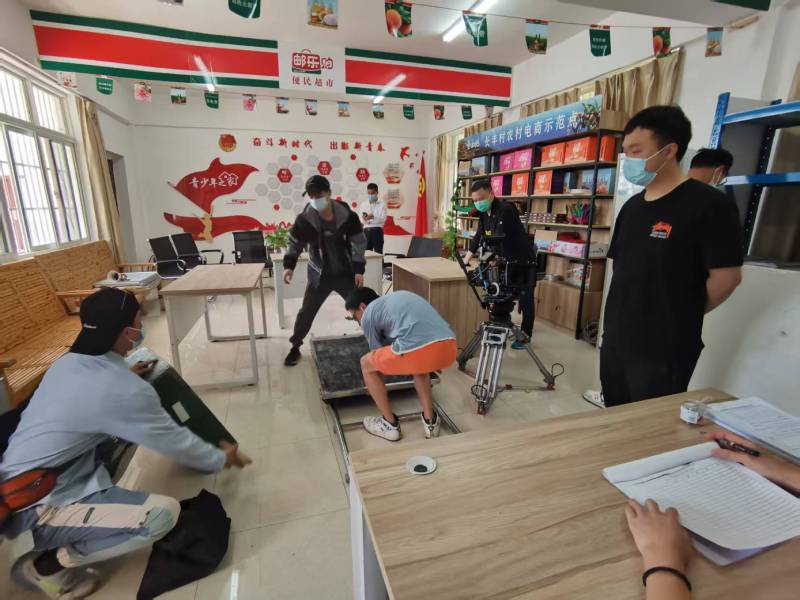 曹县广告片拍摄公司：极简主义践行者，少即是多的视觉哲学